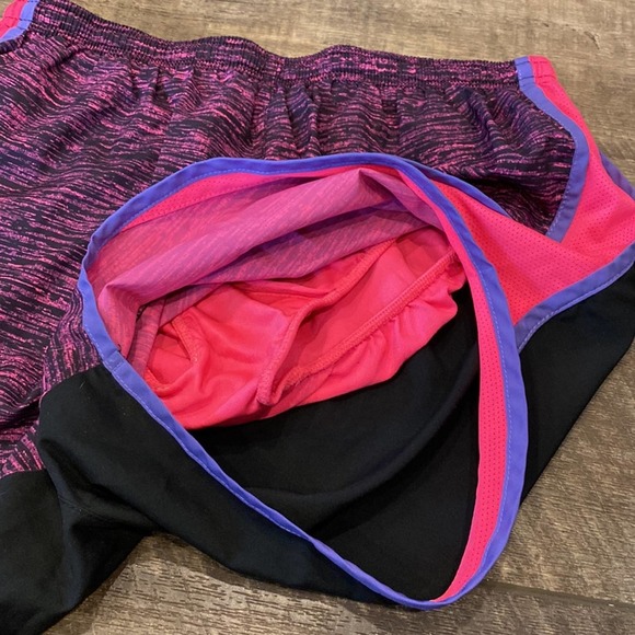 NIKE Purple Pink Blue Running Workout Athletic Tempo Shorts Medium - Picture 2 of 7